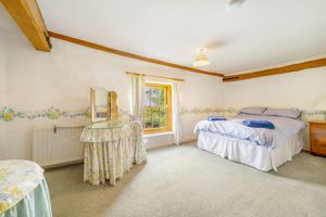 Bedroom- click for photo gallery